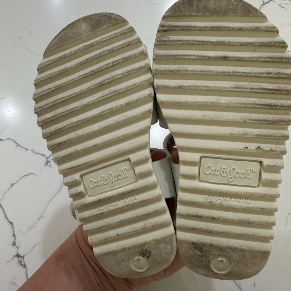 Carters Cat & Jack Bundled Girls Shoe Sandals Size 7 Toddler - Picture 3 of 10